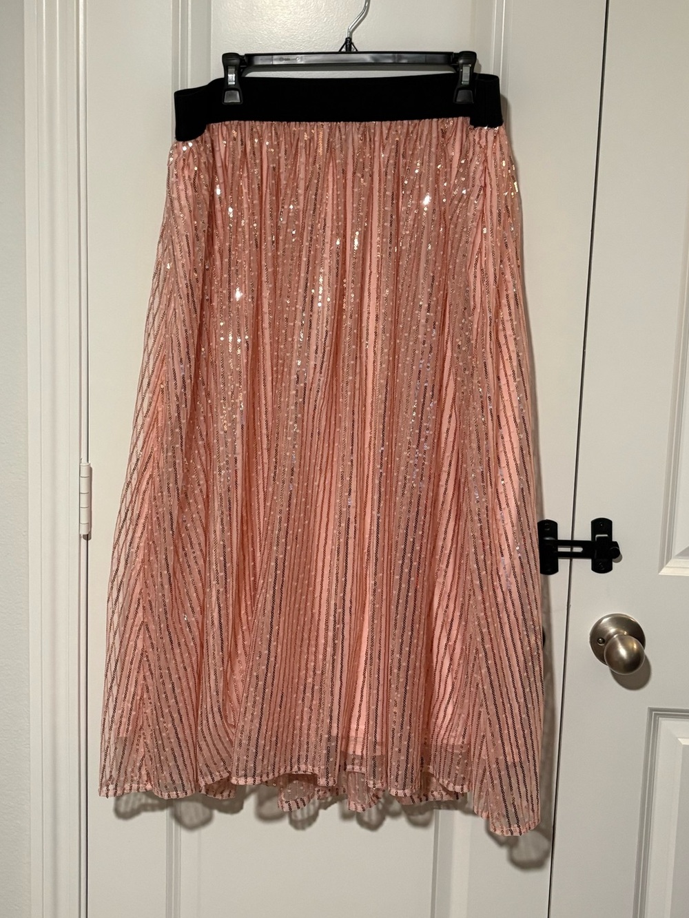 Torrid Size 1 Blush Pink Sequin Mesh A-Line Midi Skirt
